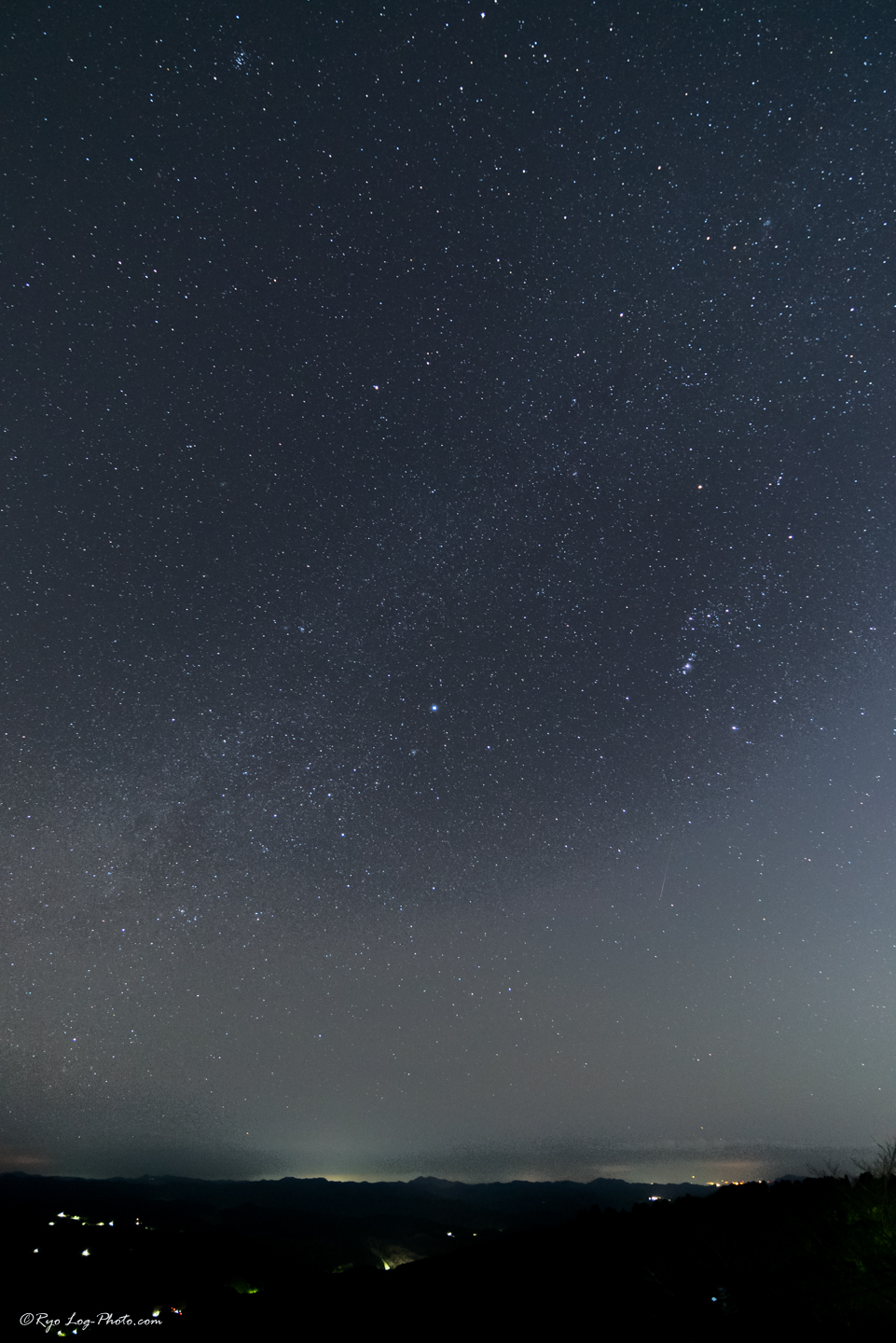 千葉でオリオン大星雲を撮影してみた 赤道儀不使用でどこまで撮れるのか検証 星雲の位置も紹介 Log Photo