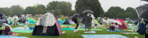 立川　花火大会　混雑　雨