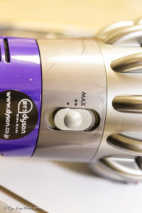 Dyson V10 Fluffy SV12 サイクロン